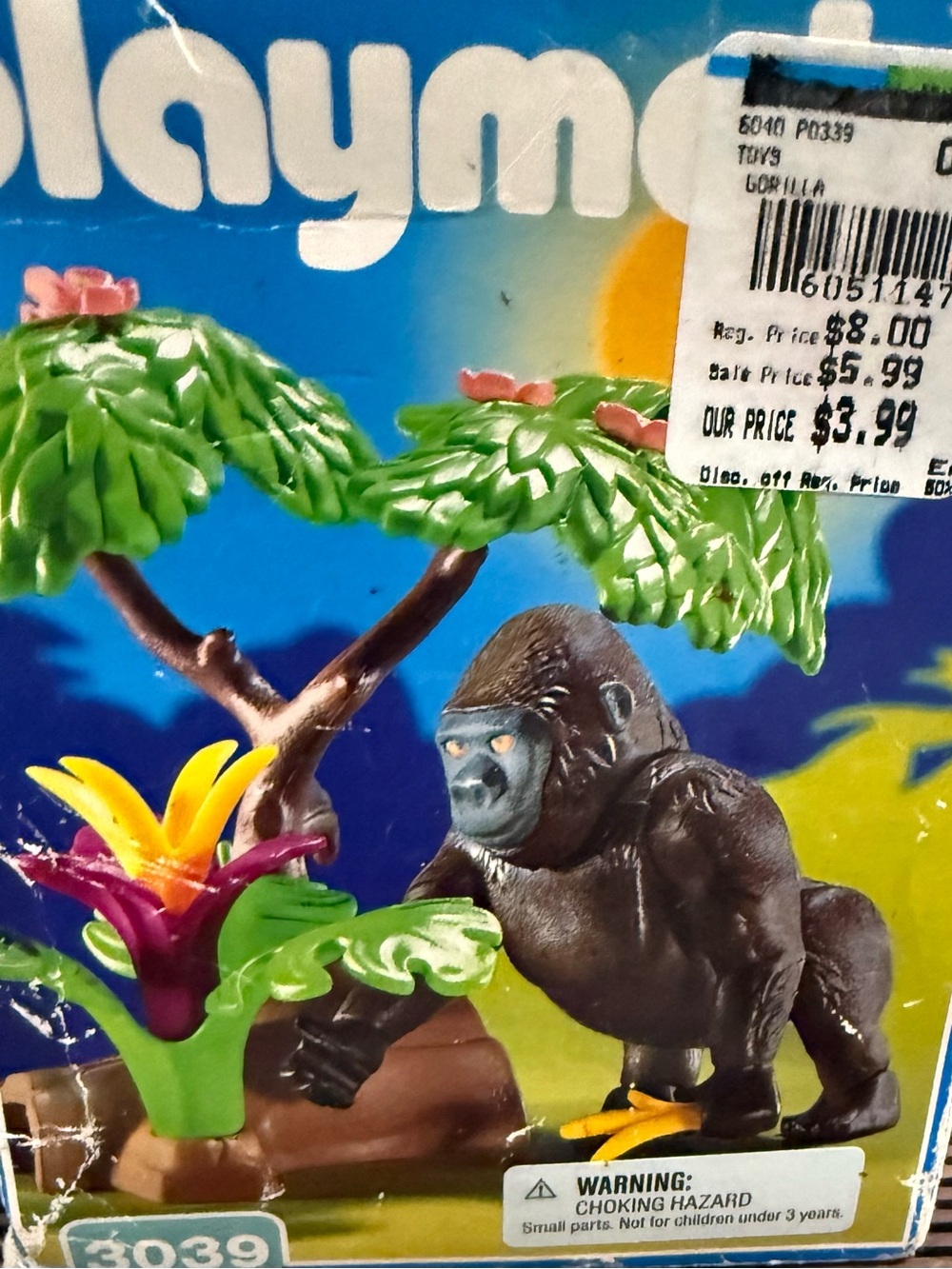 Playmobil Gorilla Playset with Green Foliage